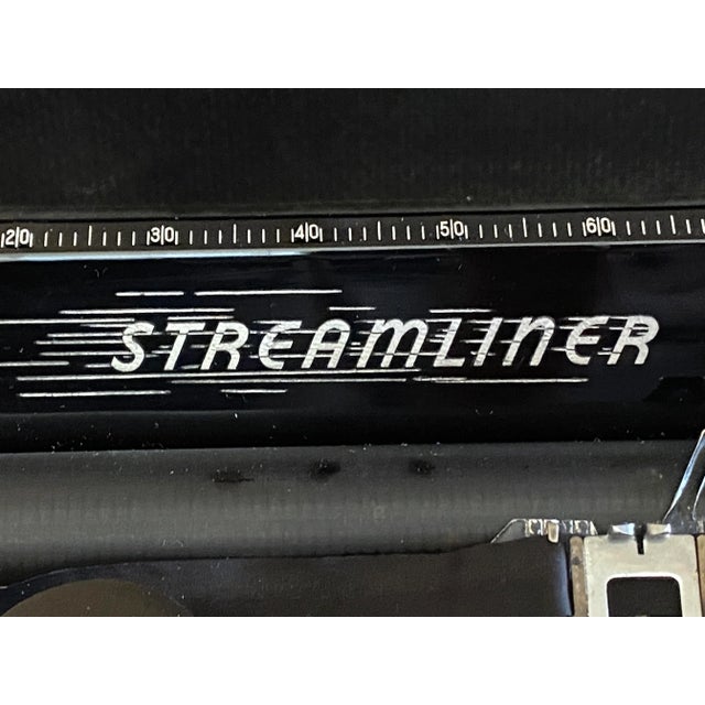 Remington Rand Vintage 1941 Original Remington Rand Streamliner Black Typewriter with Red Keys, Carrying Case, Serial Number For Sale - Image 4 of 12