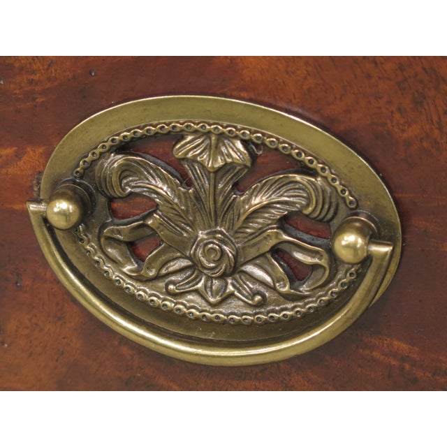 Traditional 1990s Vintage Maitland Smith Bowfront Federal Mahogany Sideboard For Sale - Image 3 of 10