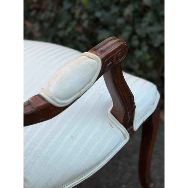 Late 20th Century French Louis XV Fauteuil Armchairs - A Pair For Sale In New York - Image 6 of 12