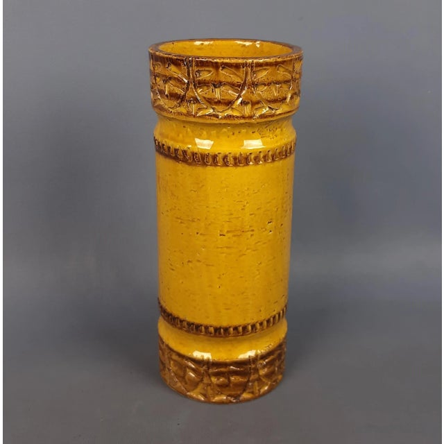 Very rare Mid-Century ceramic vase, particular yellow column design with engravings, excellent Italian manufacturing,...