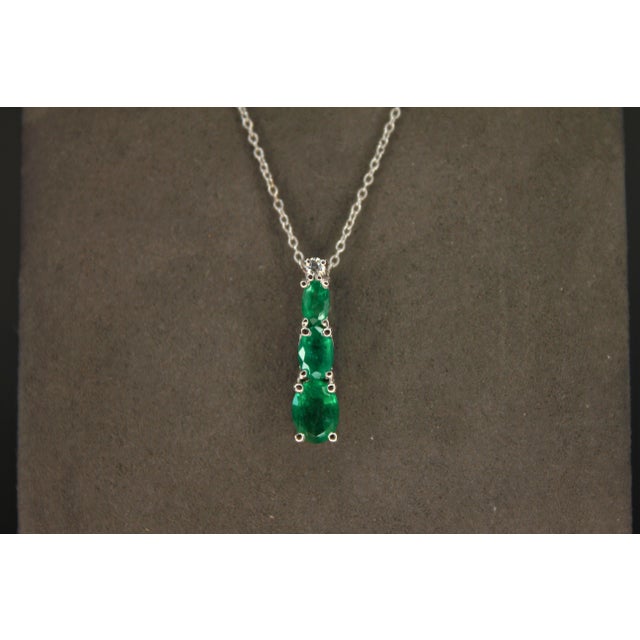 Oval Shape Drop Shape Emerald Diamond 18 Karat White Gold Chain Pendant Necklace For Sale - Image 12 of 15