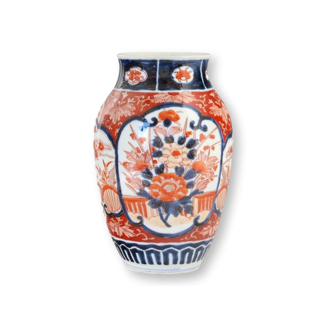 C.19 Japanese Meiji Imari Porcelain Vase For Sale In Los Angeles - Image 6 of 7