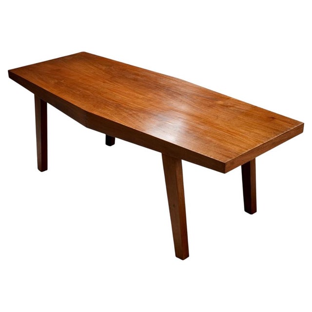 Vintage Coffee Table in Imbuia Wood, Brazil, 1950s For Sale - Image 9 of 9
