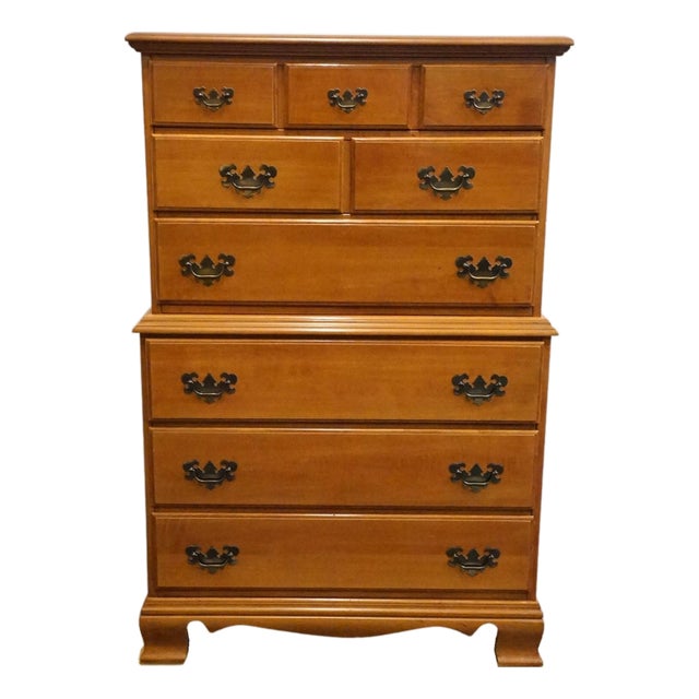 High End Vintage Solid Hard Rock Maple Colonial Early American 33" Chest on Chest 5010 For Sale