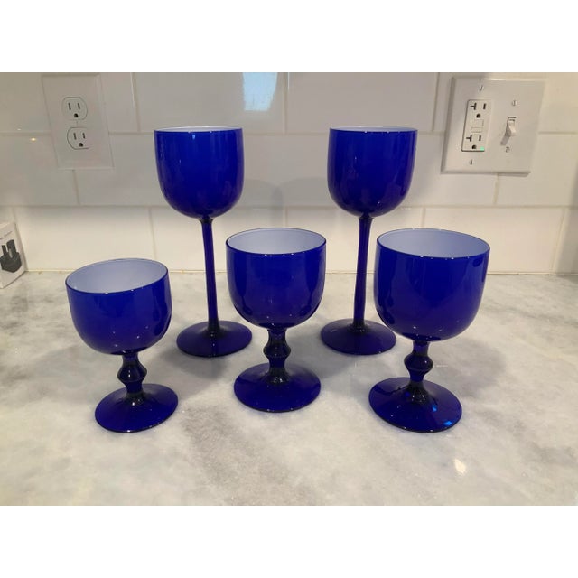 Blue Carlo Moretti Cobalt Blue and White Cased Glasses, a Set of 5 For Sale - Image 8 of 10