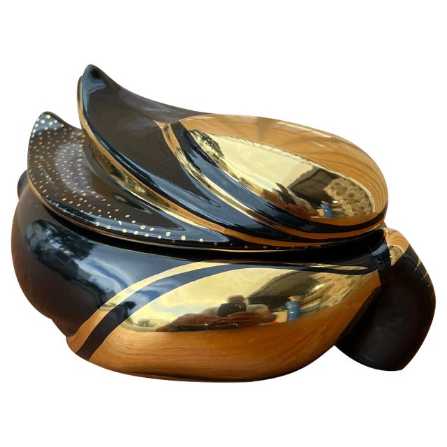 Vintage Italian Hand Painted Ceramic Vanity Box Signed by the Artist. For Sale