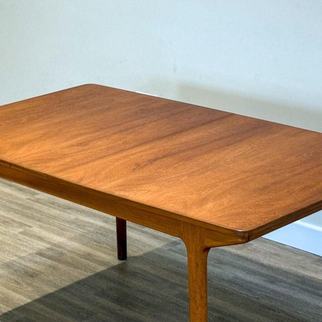 Mid-Century Double Extending Dining Table by Tom Robertson for McIntosh For Sale - Image 17 of 18