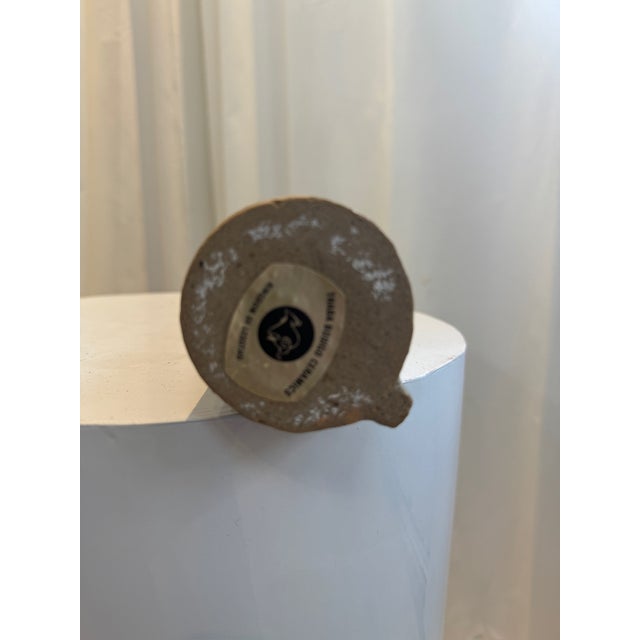 1970s Bosigo Studio Tall Pinched Pottery Vase – Lesotho, South Africa For Sale In Los Angeles - Image 6 of 6