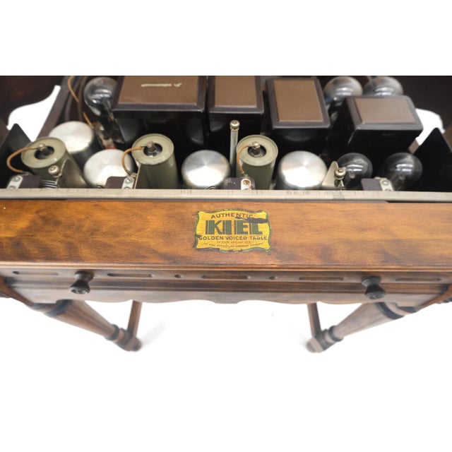 Antique c1920s Tube Radio Stunning American Walnut Cabinet Lift Top Table MINT For Sale - Image 4 of 18