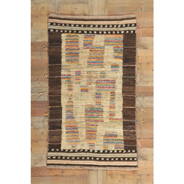 Moroccan Rug With Short Pile - 03'01 X 05'01 For Sale - Image 9 of 10