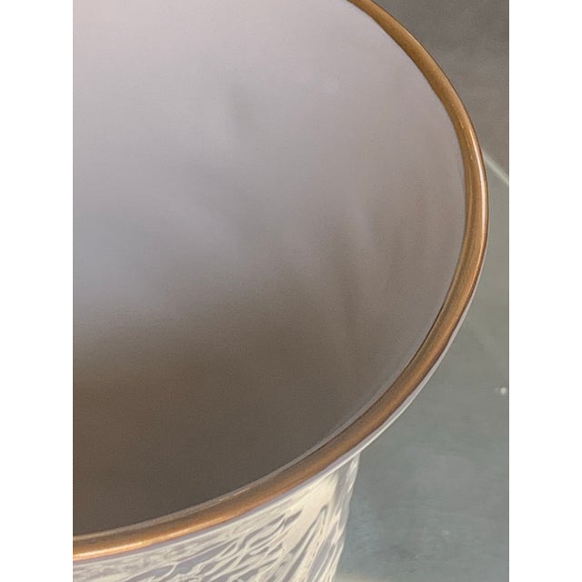 Lennox 14 Carat Gold Rim + Wild Flower Pattern Vase. For Sale In Palm Springs - Image 6 of 7