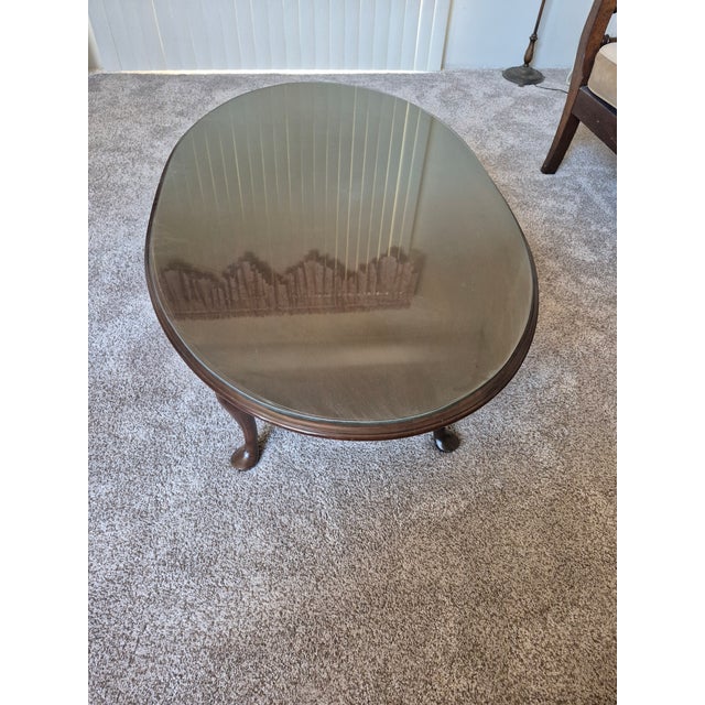 American Late 20th Century Pennsylvania House Style Oval Cherry Queen Anne Coffee Table For Sale - Image 3 of 9