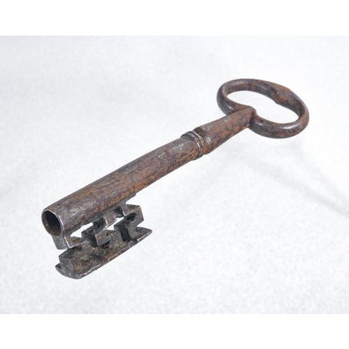 Ancient Lock with Iron Key, 1800s For Sale - Image 5 of 18