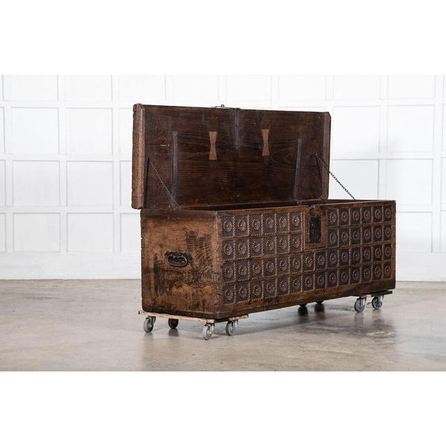 Large 17th Century English Oak Carved Coffer For Sale - Image 3 of 18