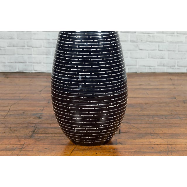 Ceramic Thai Chiang Mai Contemporary Black and White Vase from the Prem Collection For Sale - Image 7 of 10