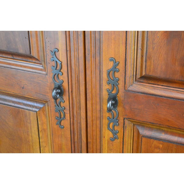 Ethan Allen "Maison" Collection French Country Style Cherry Tv Armoire