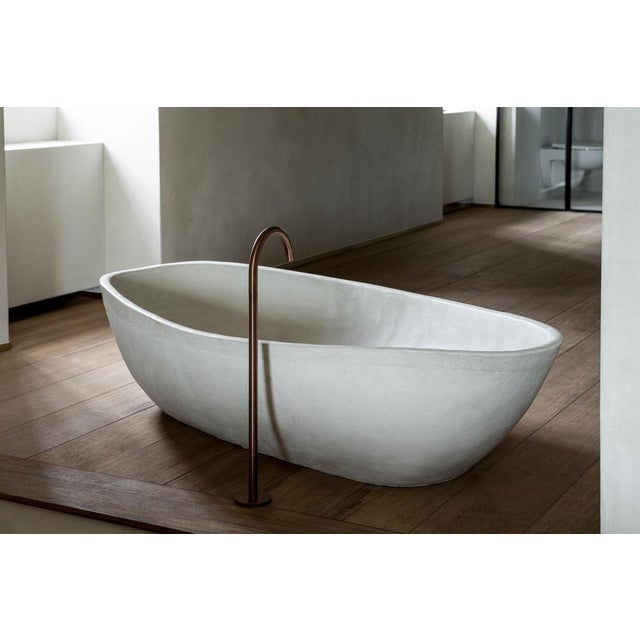 Large clay bathtub by studio loho dimensions: d 90 x w 160-165 x h 42 cm materials: clay other colors and raw or smooth...