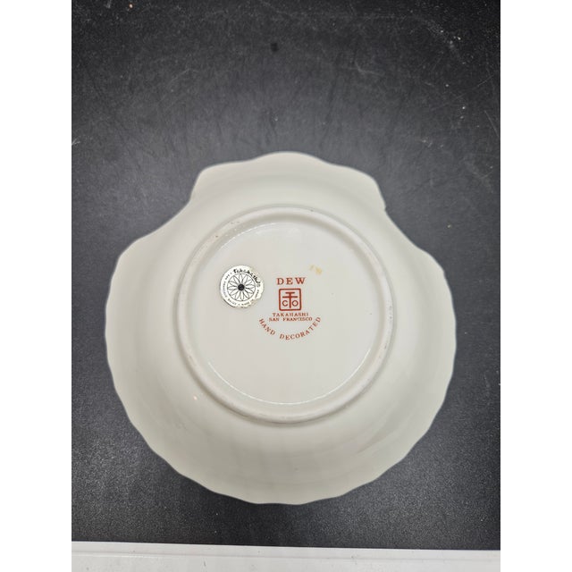Vintage Takahashi Dew Hand Decorated Seashell Butterflies Flowers Trinket Dish. For Sale - Image 4 of 4