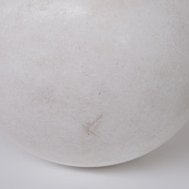Large Mid-Century Ball in Marble For Sale - Image 4 of 12