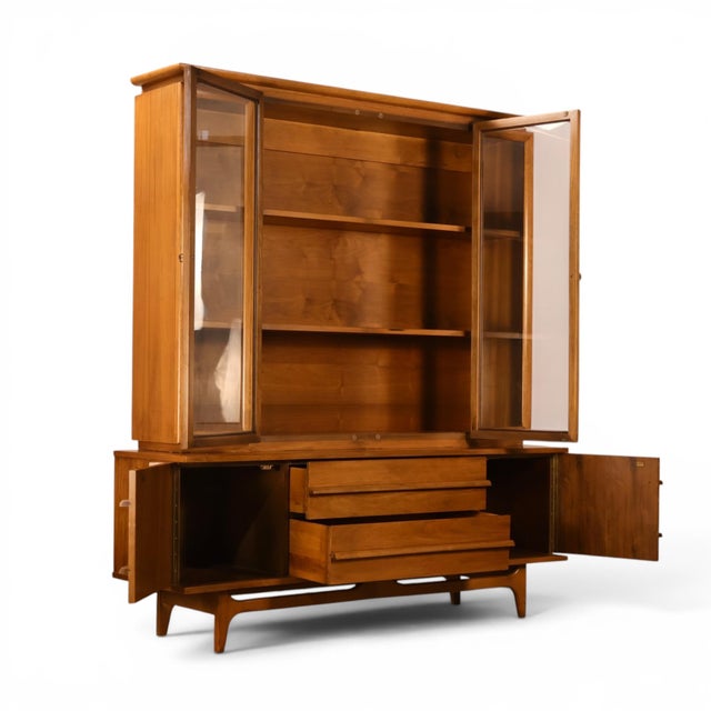 Wood Young Manufacturing Concave Vintage Mid Century Modern China Cabinet C. 1960s, Attributed For Sale - Image 7 of 13