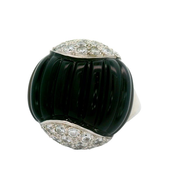 Contemporary Black Onyx Diamond 18k White Gold Cocktail Ring, Size 6.75 For Sale - Image 3 of 6