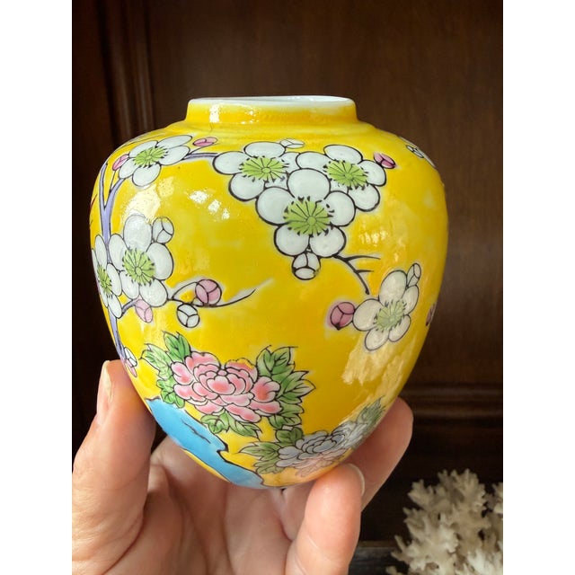 Chinoiserie Vintage Yellow Bird Chinoiserie Ginger Jar, Famille Jeune Vase, Asian Style Decor For Sale - Image 3 of 6