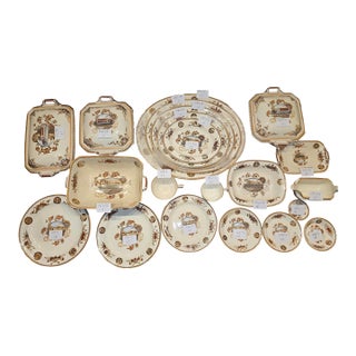 1883 Wedgwood Dinner Set - 70 Pieces For Sale