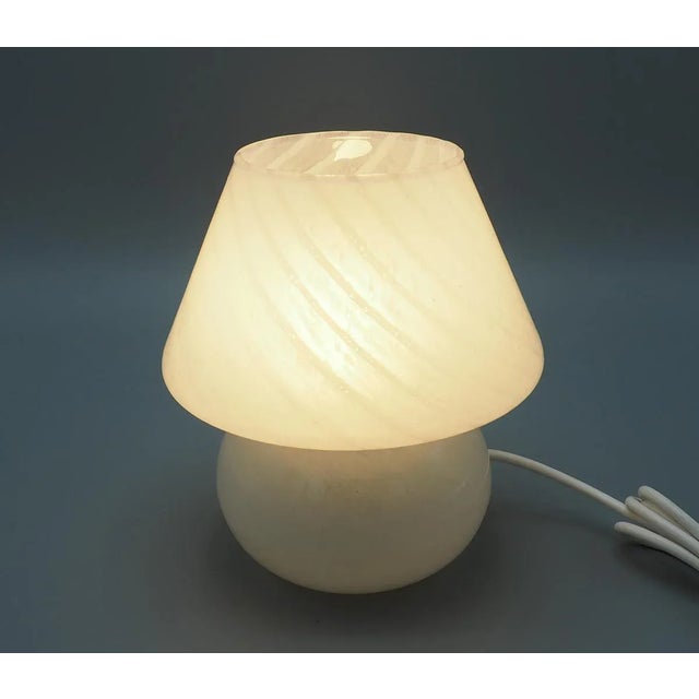 Mid-Century Modern Vintage Mushroom Table Lamp in Grey Murano Glass, 1970s For Sale - Image 3 of 8