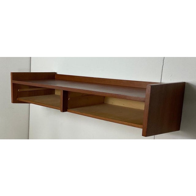Furted Wood Wall Console attributed to Osvaldo Borsani, 1960s For Sale - Image 6 of 16