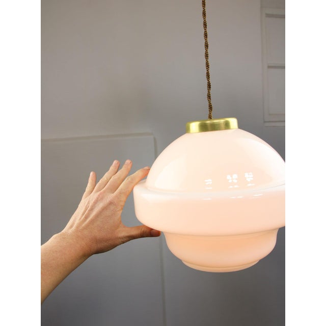 Mid-Century Italian Opaline and Brass Pendant Lamp For Sale - Image 9 of 18