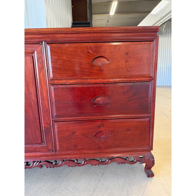 1970s Vintage Chinese Carved Rosewood Dresser With Freestanding Floor Mirror – 2 Pieces For Sale - Image 5 of 18