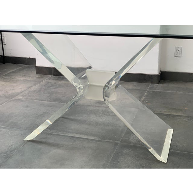 Glass Lucite & Glass 'Lion in Frost' Dining Table 1970s For Sale - Image 7 of 10