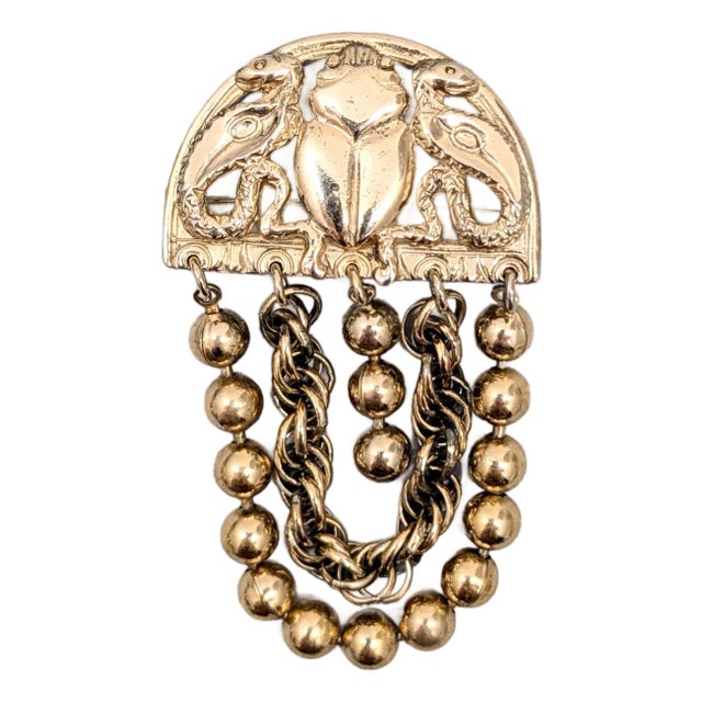 Vintage 1970s Signed Napier Egyptian Revival Goldtone Scarab & Serpents Fringe Brooch For Sale