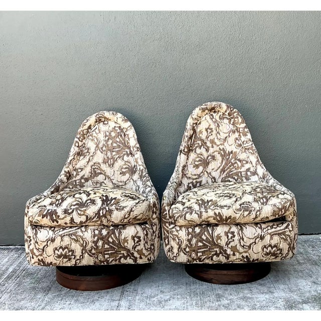 Mid-Century Modern Vintage Milo Baughman for Thayer Coggin Petite Swivel Chairs For Sale - Image 3 of 14