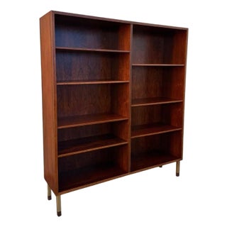 1960s Danish Modern Rosewood Bookcase Display Cabinet by Gunni Omann for Omann Jun For Sale