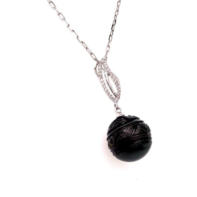 Metal Tahitian Pearl Diamond Pendant 18k Gold Certified For Sale - Image 7 of 7