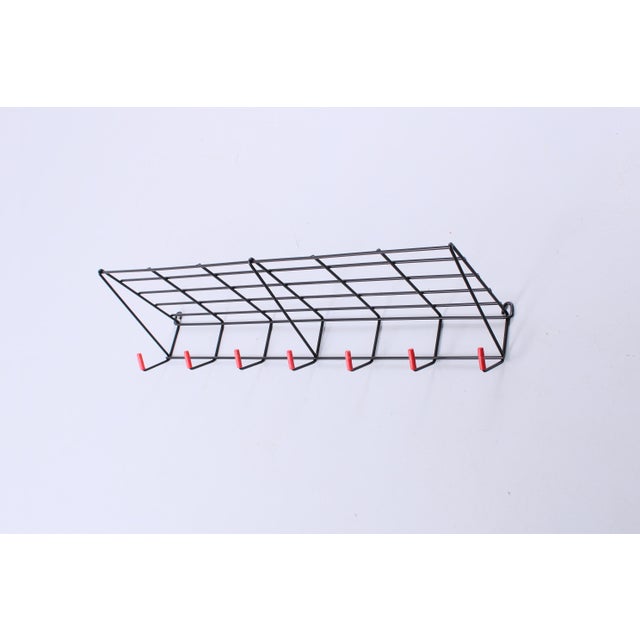 DH05 Black and Red Deurne Coat Rack by Friso Kramer for Spectrum, 1950s For Sale - Image 6 of 12