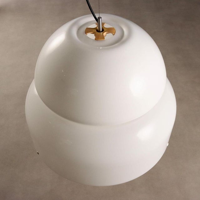 White Vintage Methacrylate Lamp, 1970s For Sale - Image 8 of 10