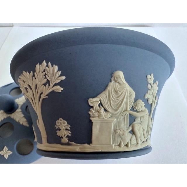 Mid 20th Century Vintage Wedgewood Pot Pourri Cachepot For Sale - Image 5 of 11