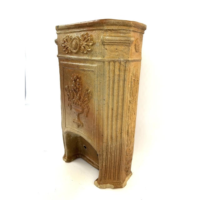 Ceramic Terracotta Water Fountain with Floral Decoration and Medici Cup, 19th Century For Sale - Image 7 of 14