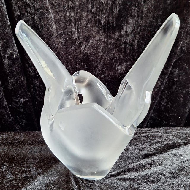 1960s Figurative Vase Sylvie in Satin-Finished Crystal Glass by Lalique, 1960s For Sale - Image 5 of 8