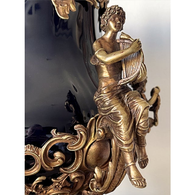 Metal Large Covered Urn in Black Porcelain and Bronze Rocaille Decoration with Cherubs, 2010s For Sale - Image 7 of 18