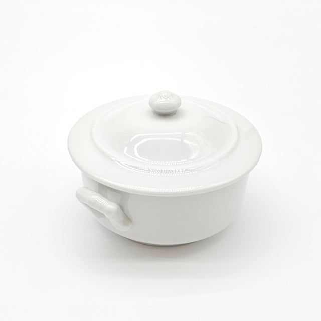 French Provincial Late 20th Century French Apilco White Porcelain Individual Covered Casseroles, Pair For Sale - Image 3 of 17