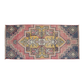 1970s Hand Knotted Small Turkish Rug Entryway Mat Bath Rug Kitchen Rug - 19'' X 41'' For Sale