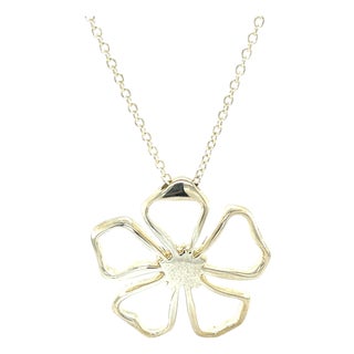 Tiffany & Co. Sterling Silver Daisy Flower Pendant Necklace 24.59g For Sale