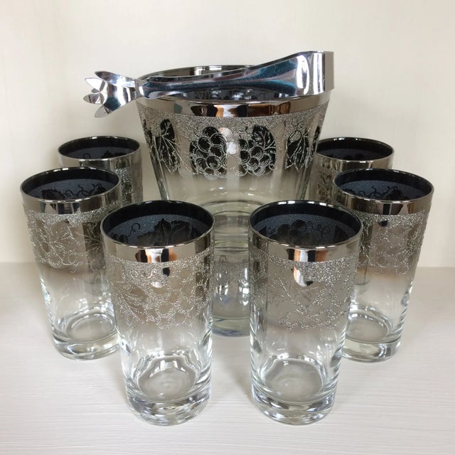 Dorothy Thorpe Style Grape Pattern Silver Fade Ice Bucket WithTongs and Six 12 Oz. Tumblers - Set of 8 For Sale - Image 13 of 13