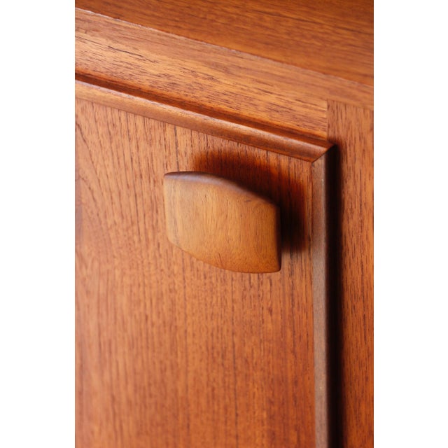 Scandinavian Style Teak Stonehill Sideboard from Austinsuite, 1960s For Sale - Image 17 of 18