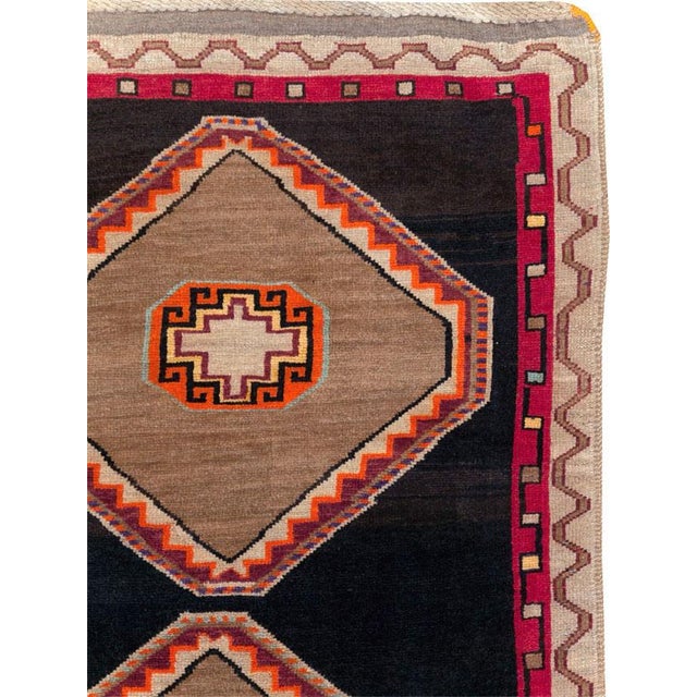 Tribal Galerie Shabab Collection Mid-20th Century Turkish Anatolian Gallery Carpet For Sale - Image 3 of 10