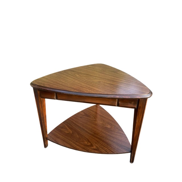 Mersman Vintage Mersman Mid-Century Modern Walnut Guitar Pick Two-Tier End Table, Model 63-5 For Sale - Image 4 of 11