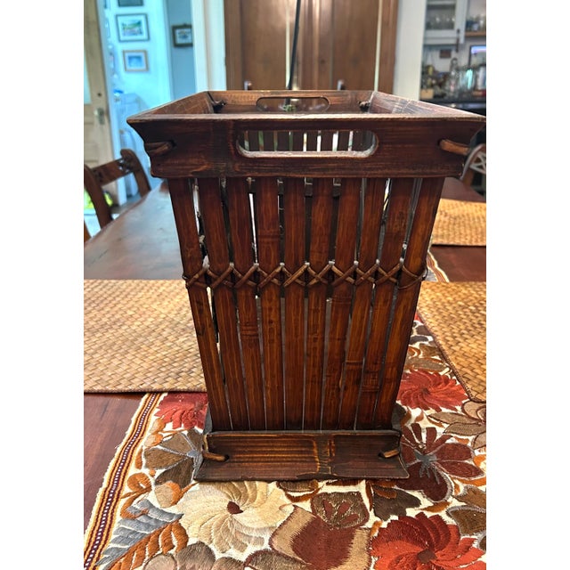 Dark split reed rectangular basket in very good condition suitable for multiple purposes.